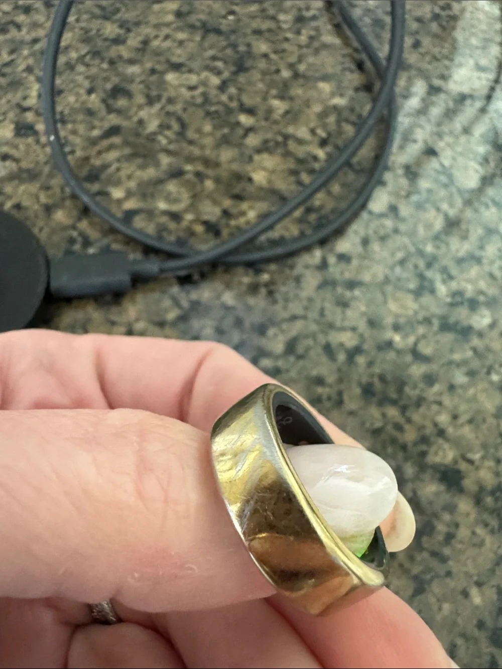 Gold Oura Ring 3rd Gen Size 9 with Charger and Box